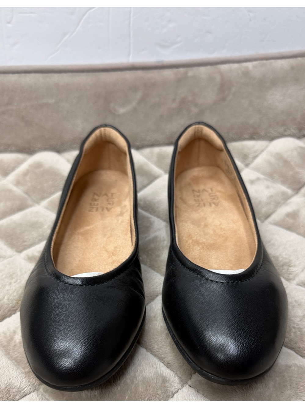 Naturalizer Black Leather Slip-On Ballet Flats Size 7M US 37 EUR